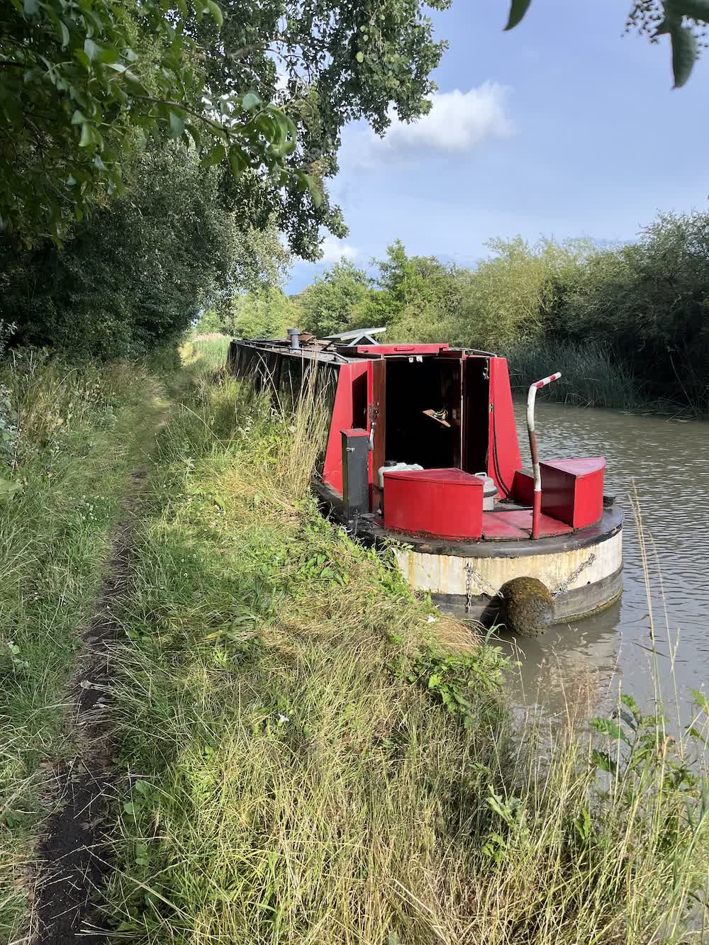 View of the stern, on the Grand Union canal