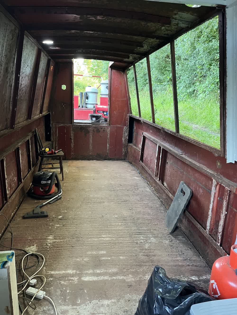 Stern window areas ready for grinding